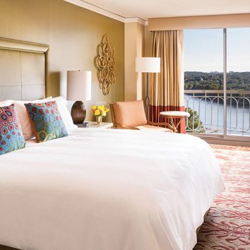 FOUR SEASONS AUSTIN